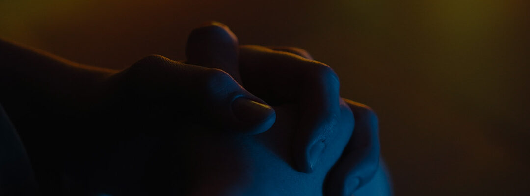 Hoopvol gebed is gebouwd op God